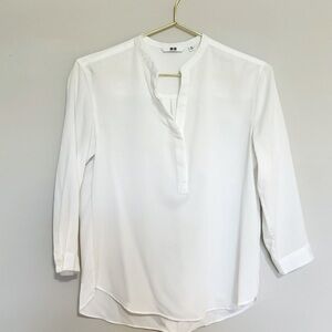 UNIQLO - Classic Mid sleeve White Blouse
